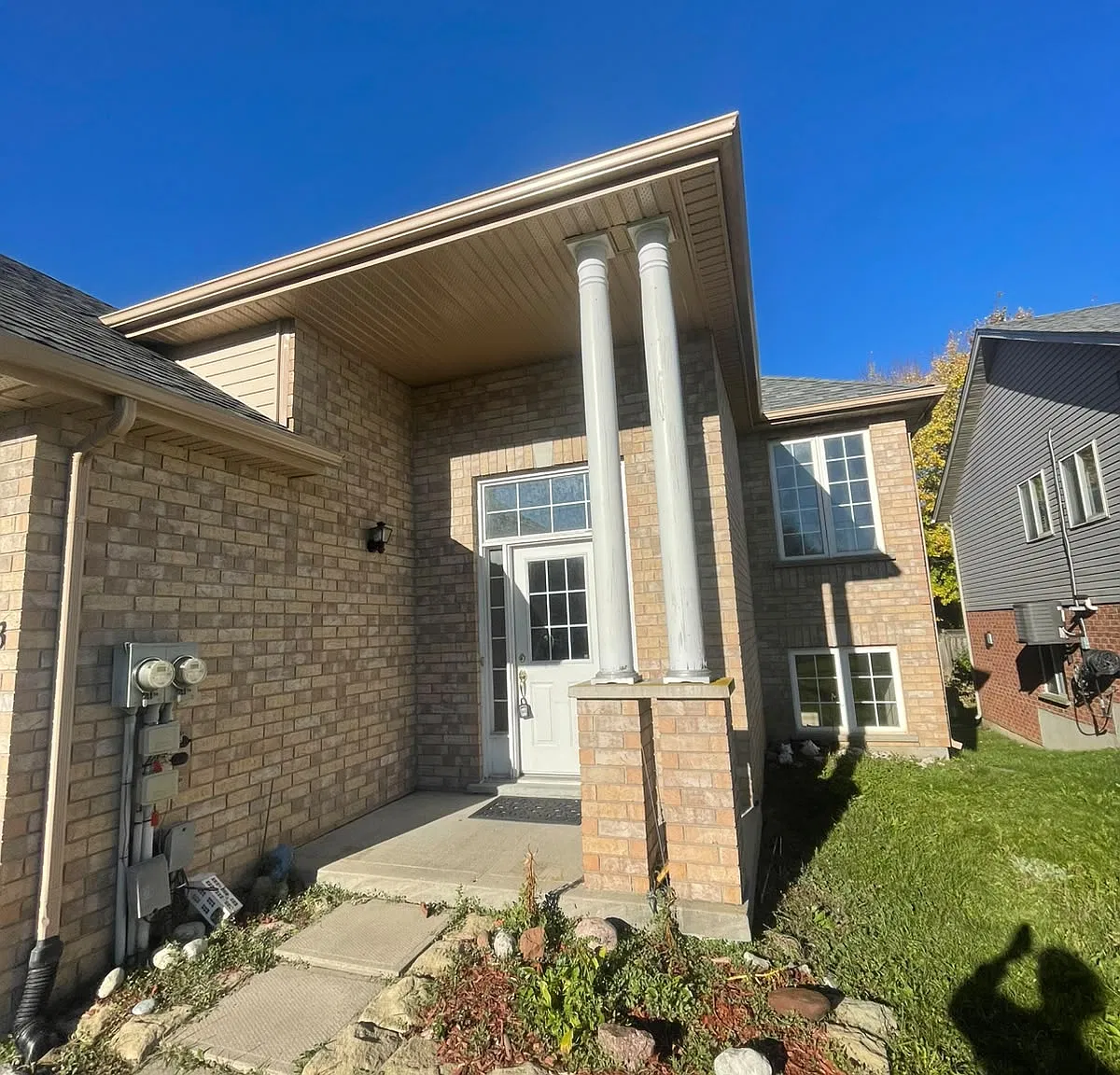 3 bed, 1600 sqft, $2,550 — Photo 1