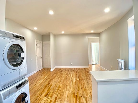 2nd image of 515 W 171st St #62