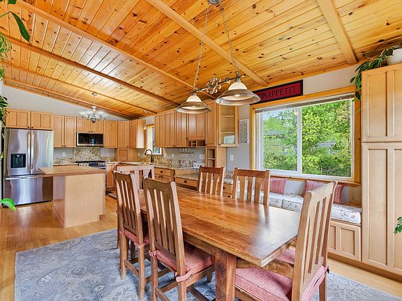 5th image of 16159 Wellington Way