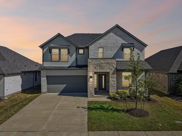 135 Lost Maples Way, Waxahachie, TX 75165