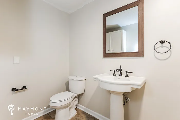 415 Shenandoah Rd N — Photo 9