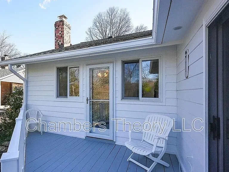 4216 Worcester Dr — Photo 43