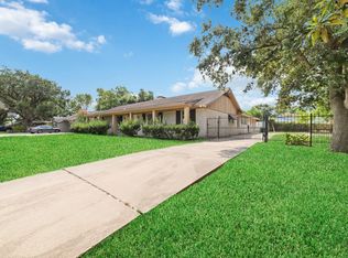 9663 Val Verde St, Houston, TX 77063