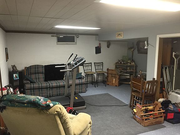 5th image of 311 S 32nd Ave