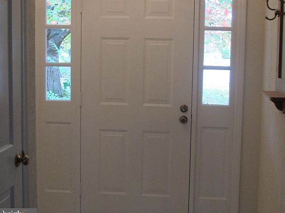 5th image of 305 Bedford Pl