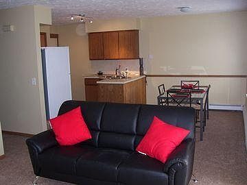 tn_chicagodr_oldaptliving2550