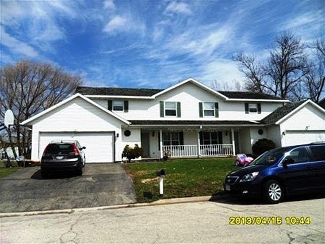 1st image of 1042/1044 Meadow St
