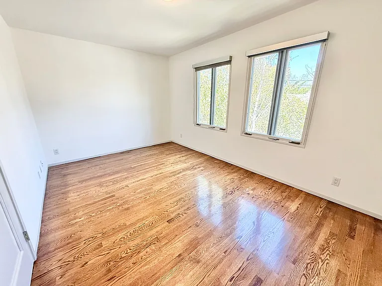 Spacious 3BR Bluff Heights Home | Gated Yard, Garage & Modern Upgrades — Photo 43