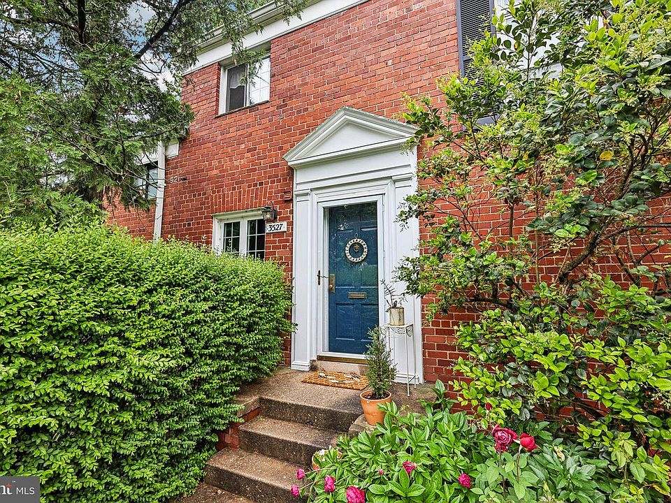 1st image of 3527 Martha Custis Dr