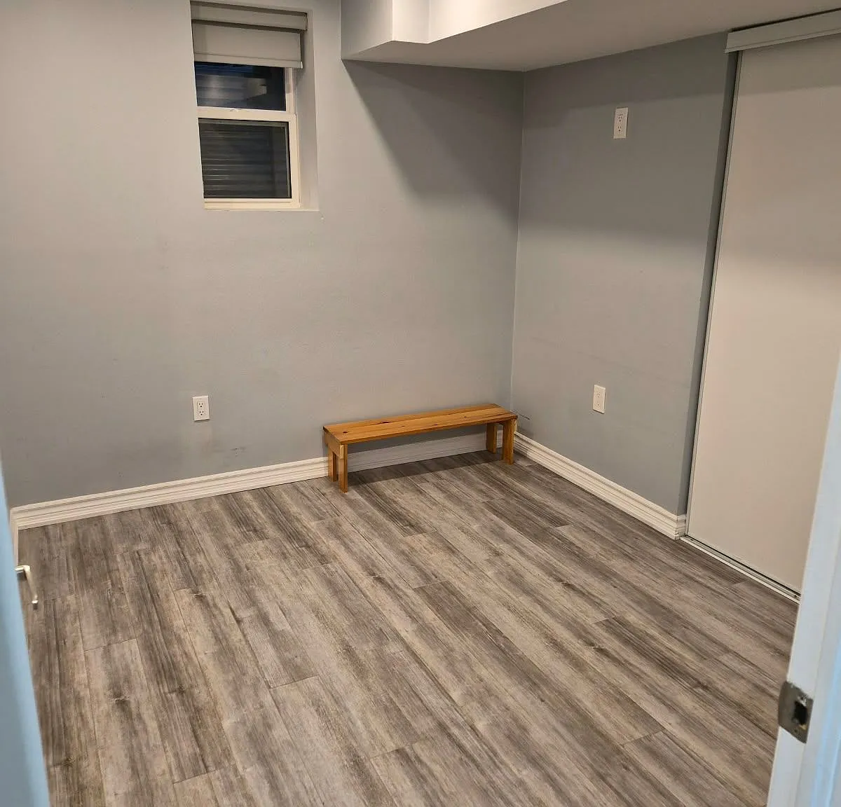 1573 Eglinton Ave W — Photo 3