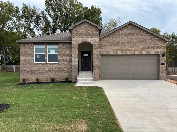 461 Maya Dr, Prairie Grove, AR 72753