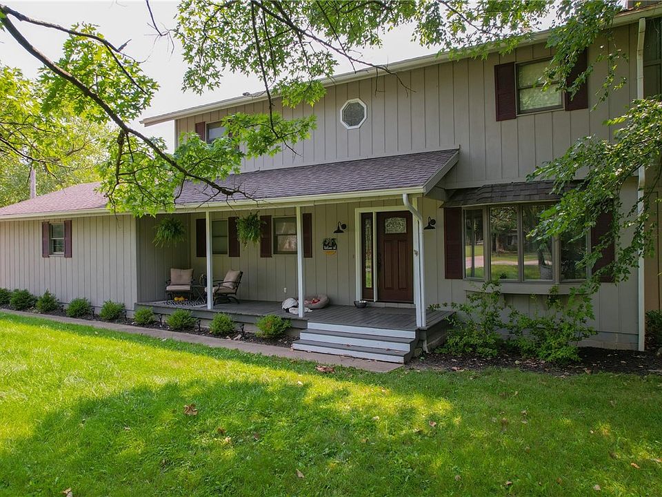 1st image of 308 E Autumn Dr