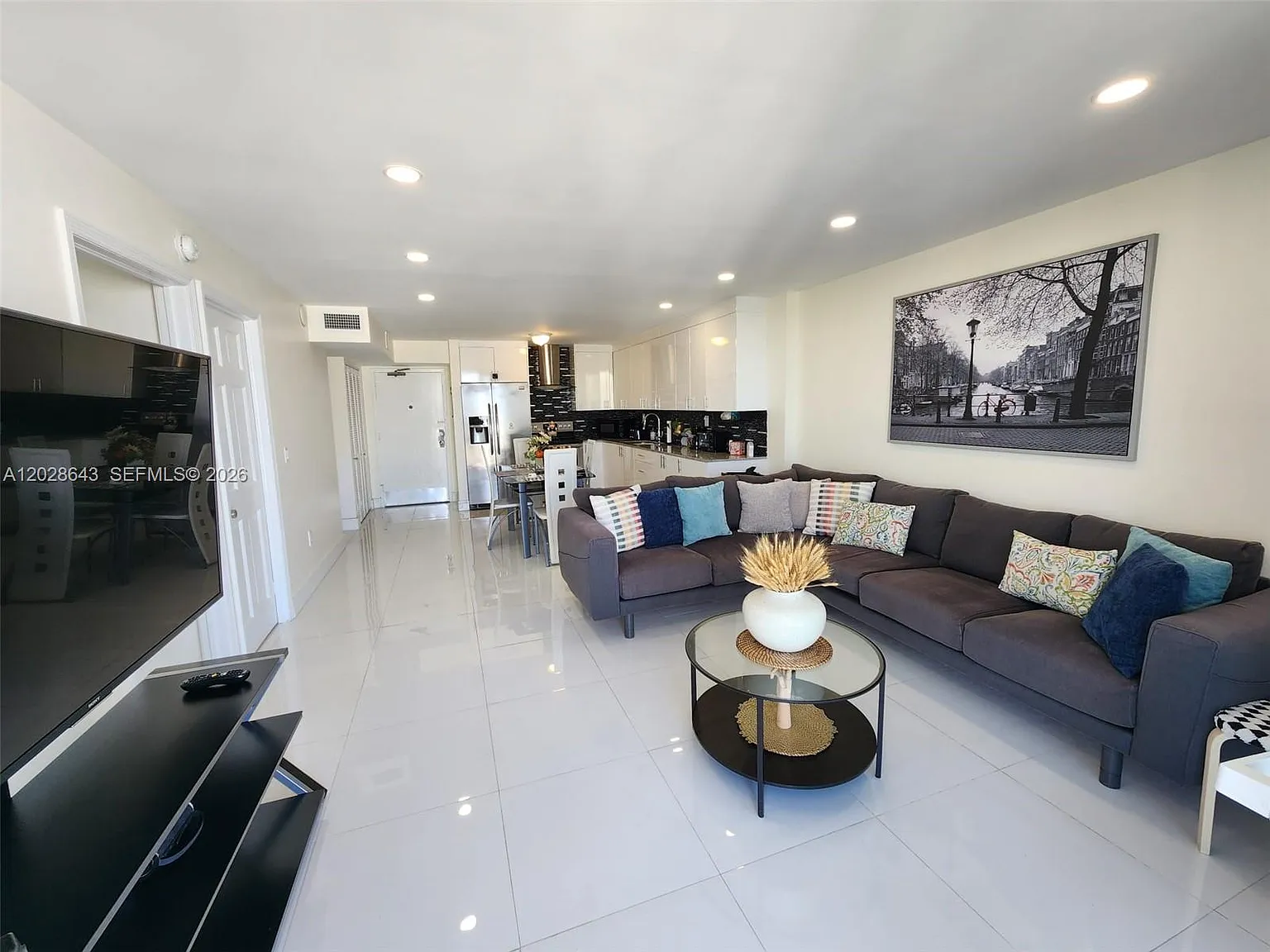 Ocean Point Condo — Photo 3