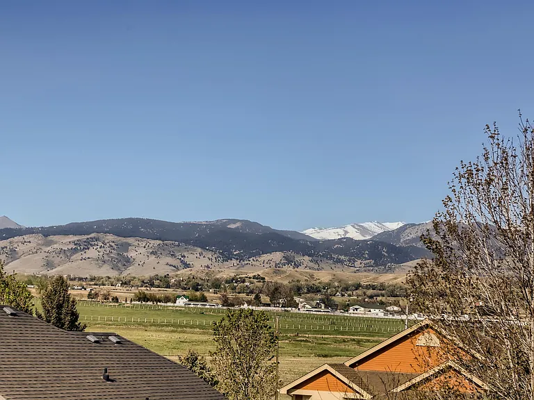 5702 Blue Mountain Cir — Photo 22