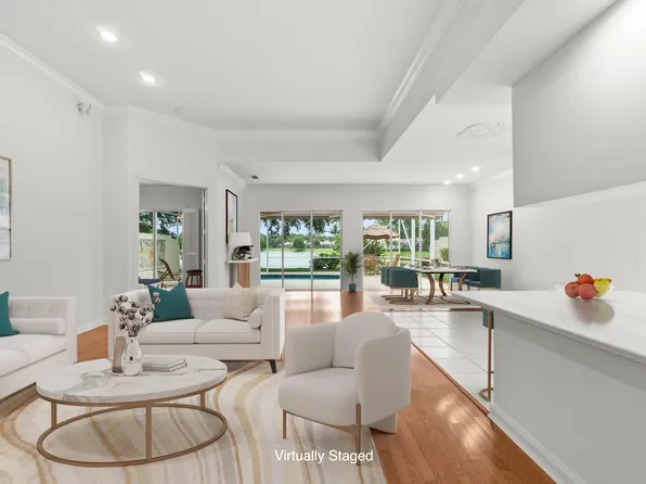 843 Niemen Drive, Palm Beach Gardens, FL 33410