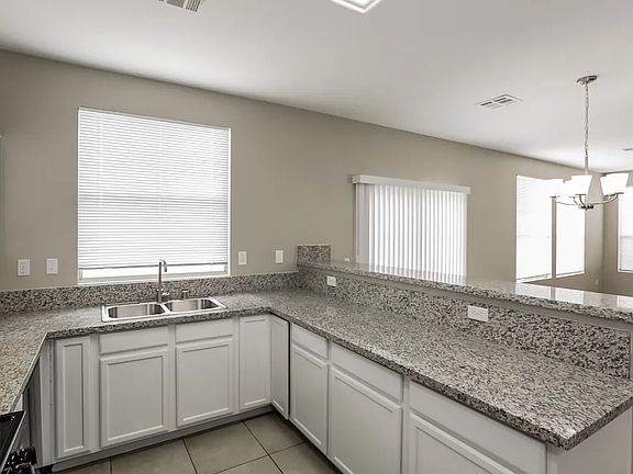 4th image of 718 Wilderness Trail Dr
