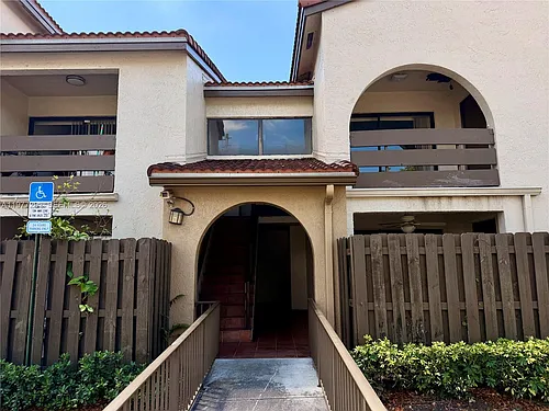8811 SW 123rd Ct Photo 1