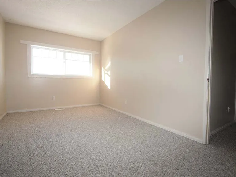 3110 47th Ave — Photo 3