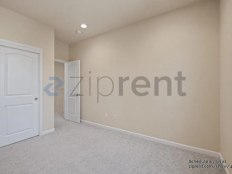 5023 Queensbury Way — Photo 21