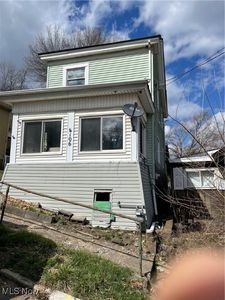 106 5th St, Bridgeport, OH, 43912