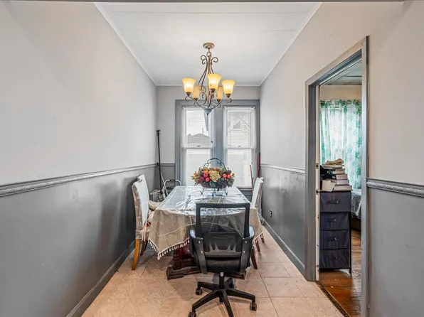 938 Troy Avenue image 8 of 24