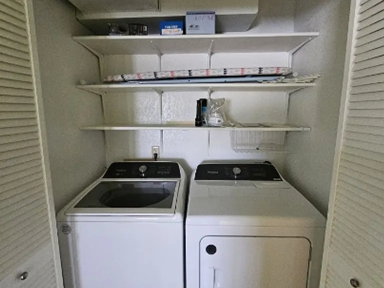 2805 Lowridge Ct #1 — Photo 3