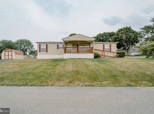 130 Rain Dove Dr, Red Lion, PA 17356