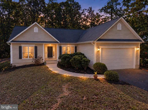 11133 Piney Forest Dr, Bumpass, VA 23024