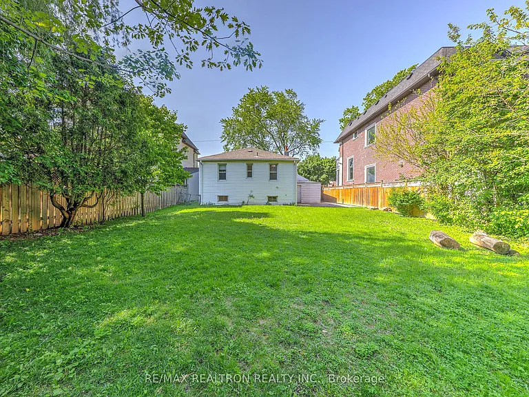 69 Harlandale Ave — Photo 23