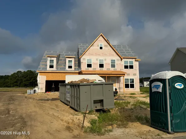 812 Tupelo Tree Drive, Hubert, NC 28539