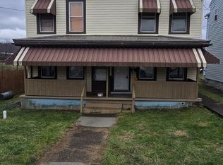 15 3rd St, Charleroi, PA 15022