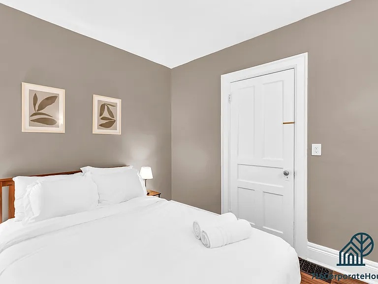 1560 Delaware Ave #2 — Photo 7