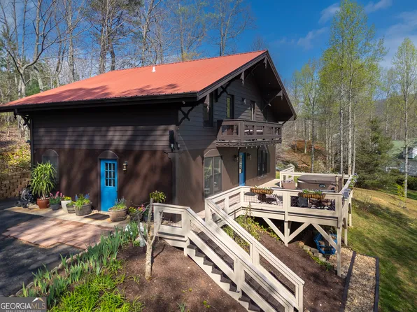 255 Prairie Flower Dr, Cleveland, GA 30528