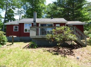 69 E Shore Culver Rd, Branchville, NJ 07826