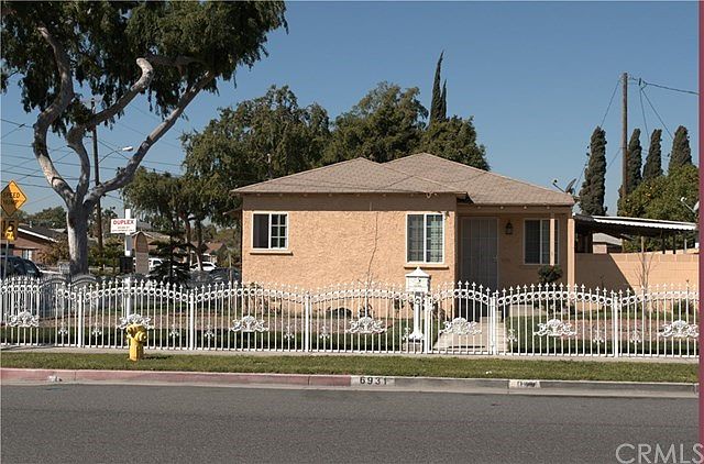 FRONT VIEW OF SUBJECT PROPERTY
