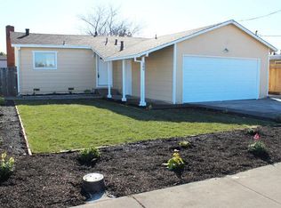 384 Flower Ave, Santa Rosa, CA 95404