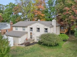 2896 Roanoke St NW, Massillon, OH 44646
