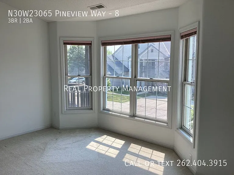 N30W23065 Pineview Way #8 — Photo 20