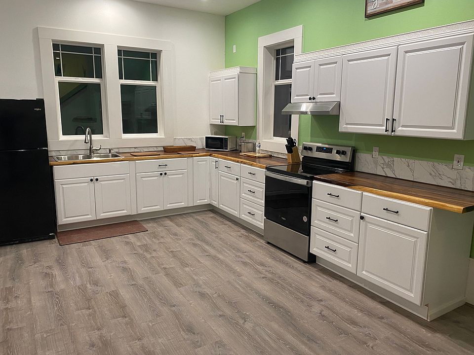 Kitchen - 1st floor