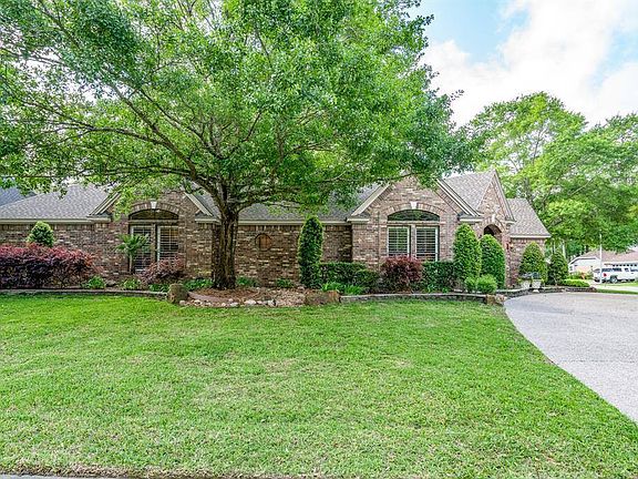 2nd image of 11815 Pebbleton Dr