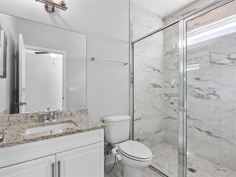 8756 Glenoak Trl — Photo 25
