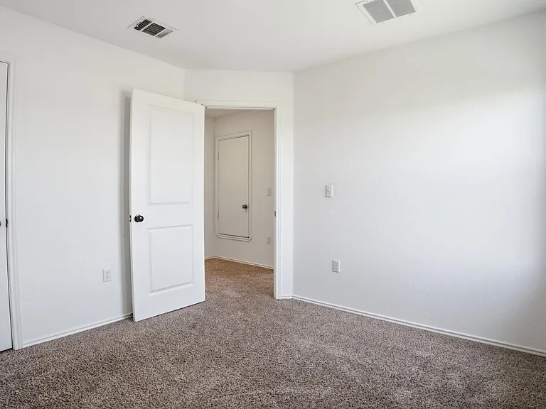 12213 Rising Moon Ln — Photo 12