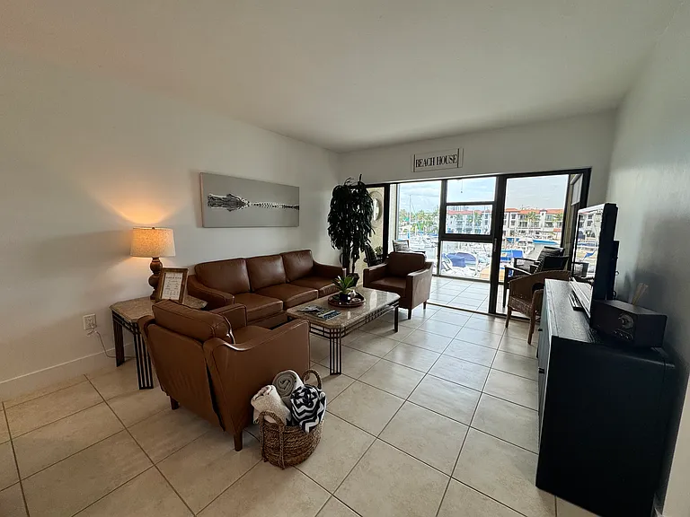801 River Point Dr #206A — Photo 9