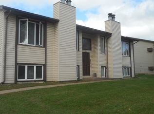 4004 Westover Rd SE, Cedar Rapids, IA 52403