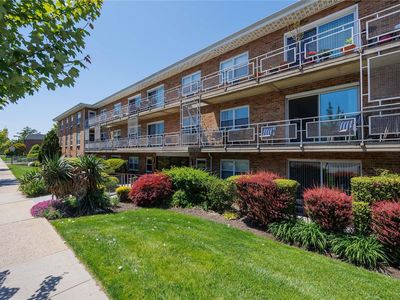 90 S Park Avenue #B 11, Rockville Centre, NY, 11570