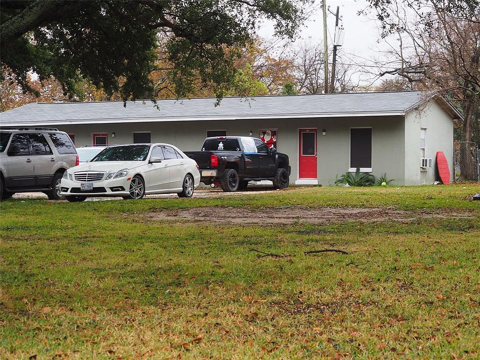 1st image of 817 5th Ave N
