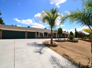 16700 Canyon View Dr, Riverside, CA 92504