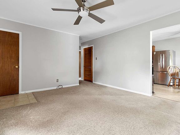 3rd image of 700 Eden Ct