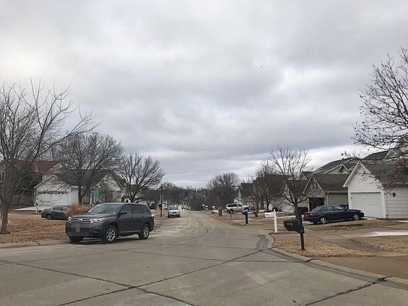 5th image of 16044 Sandalwood Creek Dr