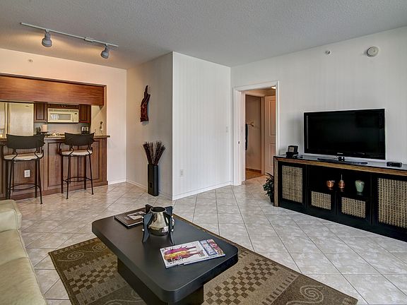 3rd image of 347 N New River Dr E APT 705